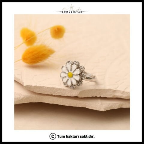 925 Ayar Gümüş Sevgililer Gününe Özel Dönen Papatya Yüzük
