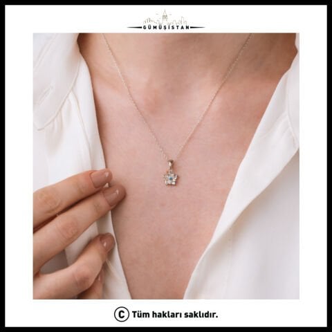 925 Ayar Gümüş Nergis Çiçeği Aralık Ayı Minimal Doğum Taşı Kolyesi