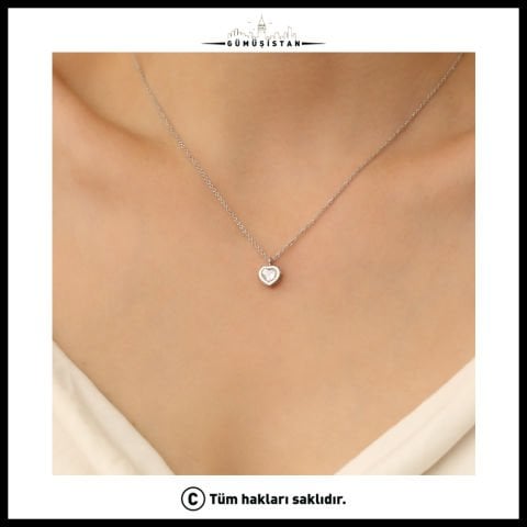 925 Ayar Gümüş Beyaz Taş Minimal Kalp Kolye