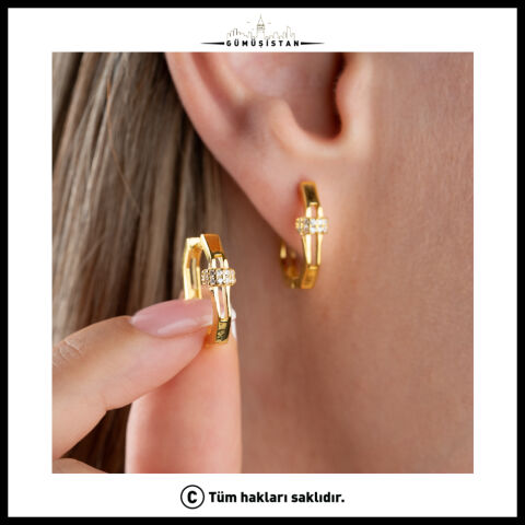 925 Ayar Gümüş Gold Zirkon Taşlı Modern Geometrik Halka Küpe