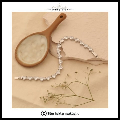 925 Ayar Gümüş Kalpli Su Yolu Bileklik