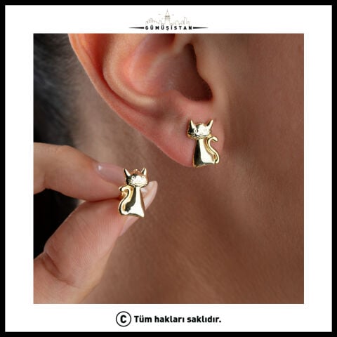 925 Ayar Gümüş Kedi Figürlü Küpe – Gold Renk Minimal Kadın Küpe