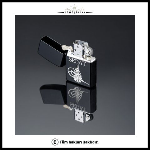 Kişiye Özel İsimli Osmanlı Tuğralı Çakmak – Tuğra Motifli Siyah Metal Erkek Çakmak