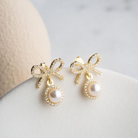 925 Ayar Gümüş Altın Kaplama İncili ve Taşlı Fiyonk Küpe