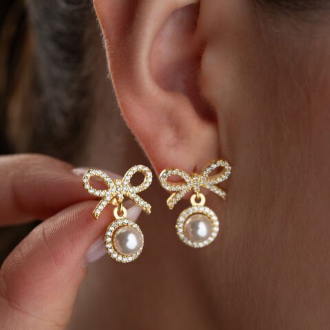 925 Ayar Gümüş Altın Kaplama İncili ve Taşlı Fiyonk Küpe