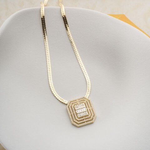 925 Ayar Gümüş Altın Kaplama Baget Taşlı Geometrik Kolye